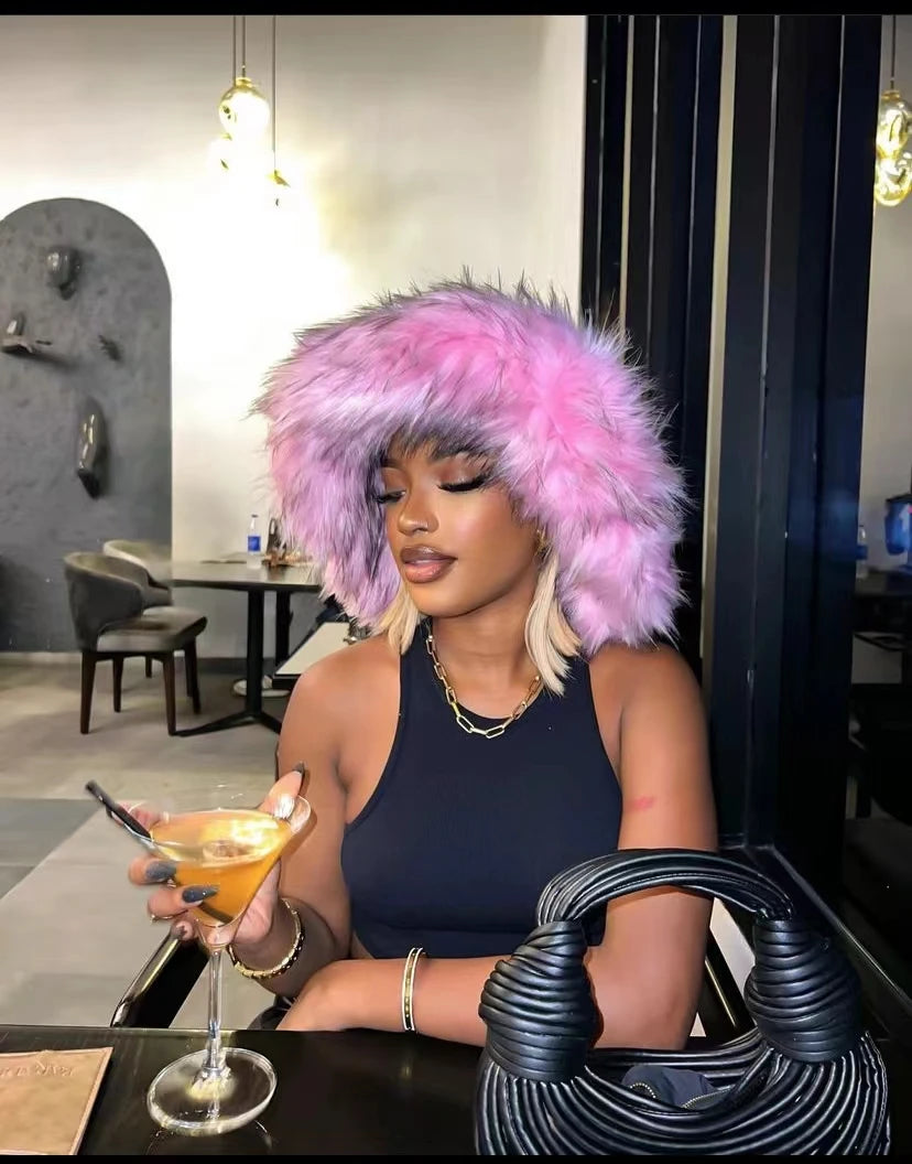 Winter Warm Plush Hats for Women Furry Fake Raccoon Fur Bucket Hat Fashion Oversized Punk Hat Y2K Girl Outdoor Fluffy Fur Hats